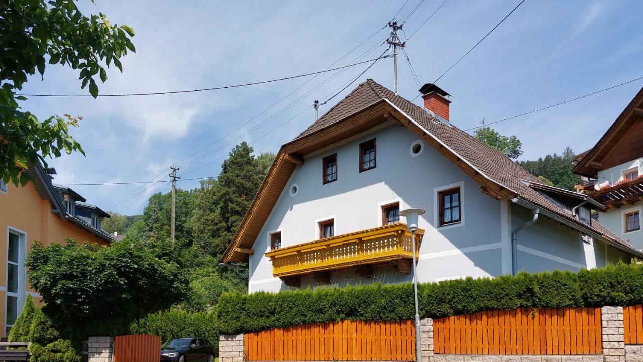 Malerisches Bauernhaus Lieserhofen エクステリア 写真